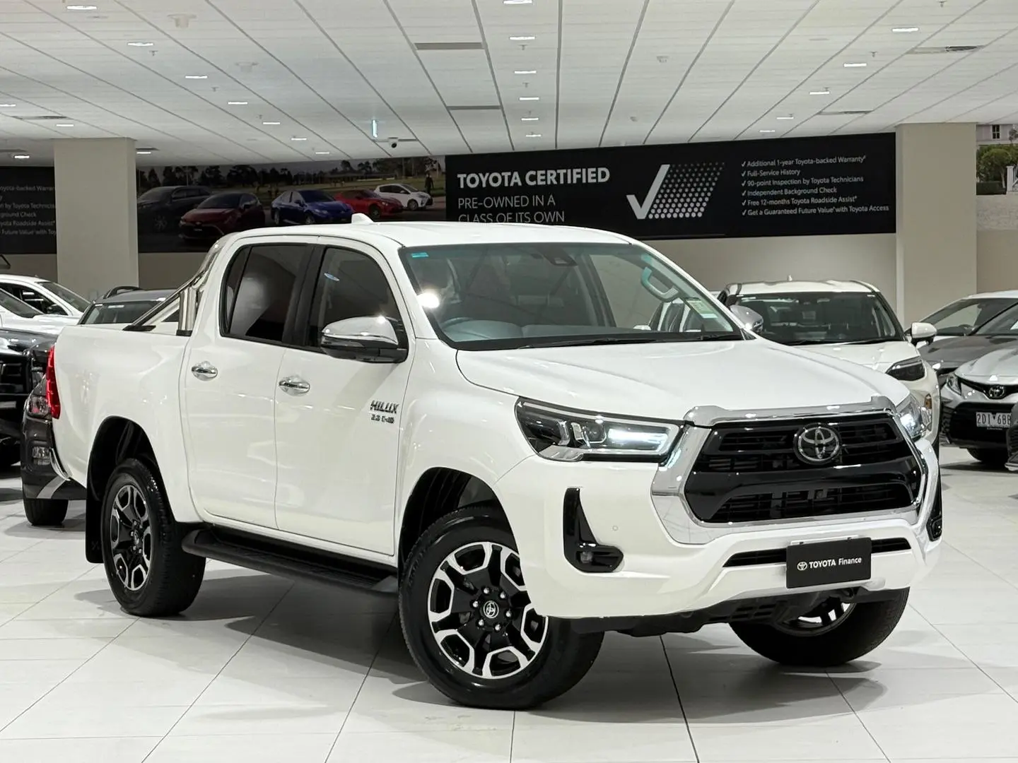 2023 Toyota Hilux Gallery Image 1