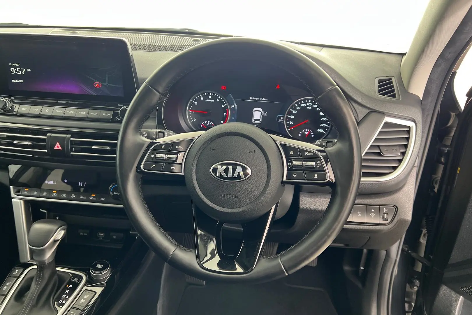 2020 Kia Seltos Gallery Image 15