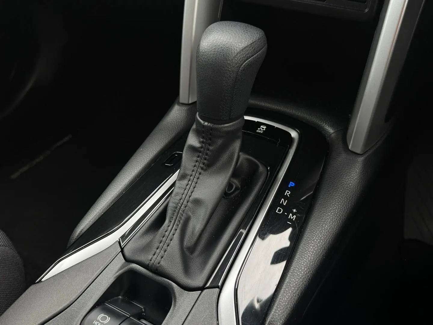 2022 Toyota Corolla Cross Gallery Image 10