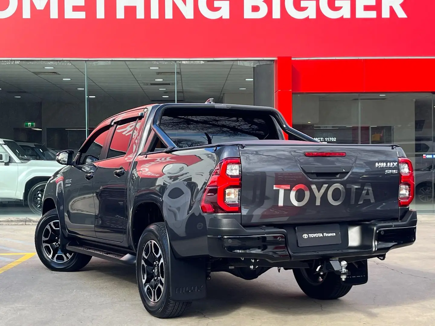 2024 Toyota Hilux Gallery Image 6