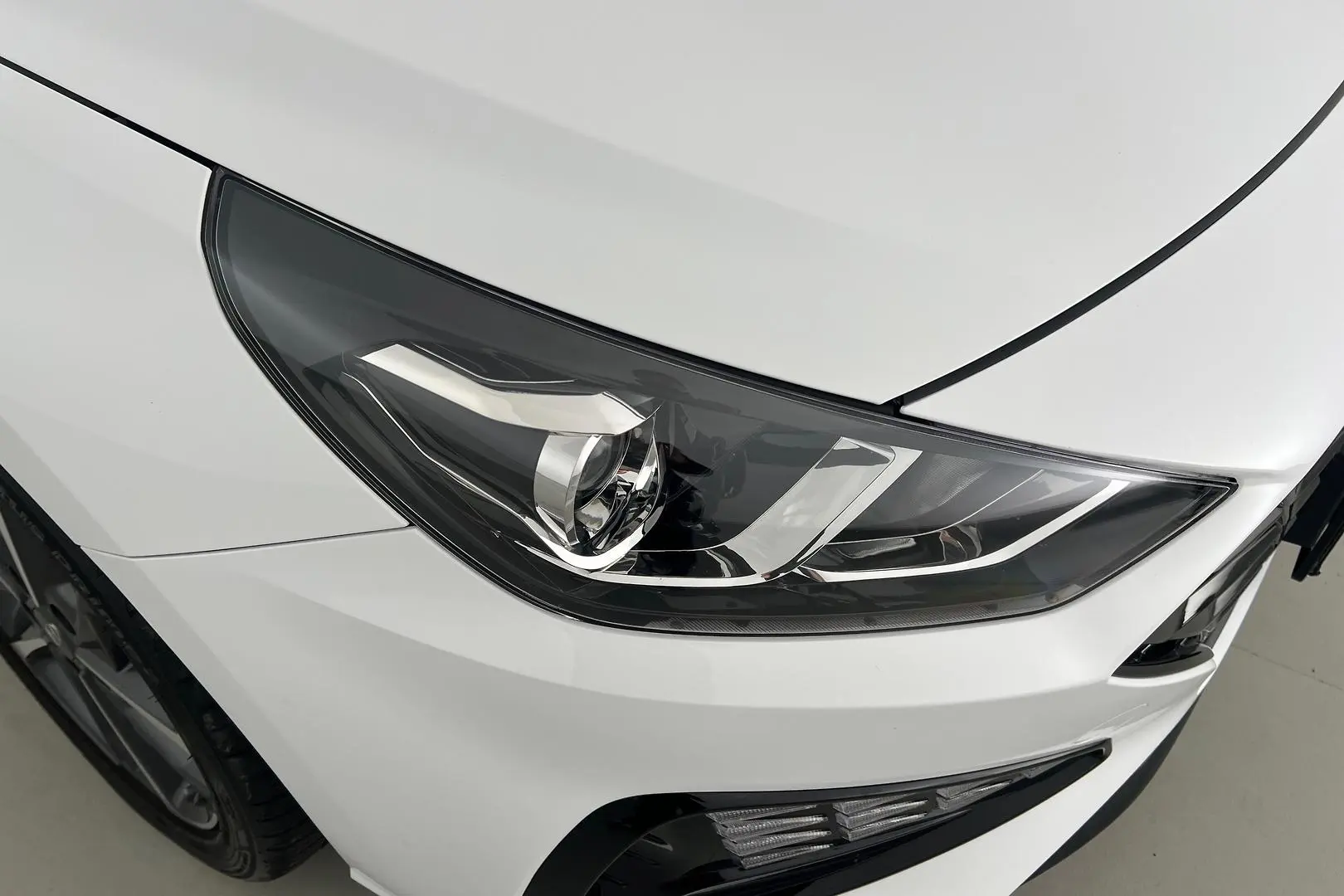 2023 Hyundai i30 Gallery Image 2