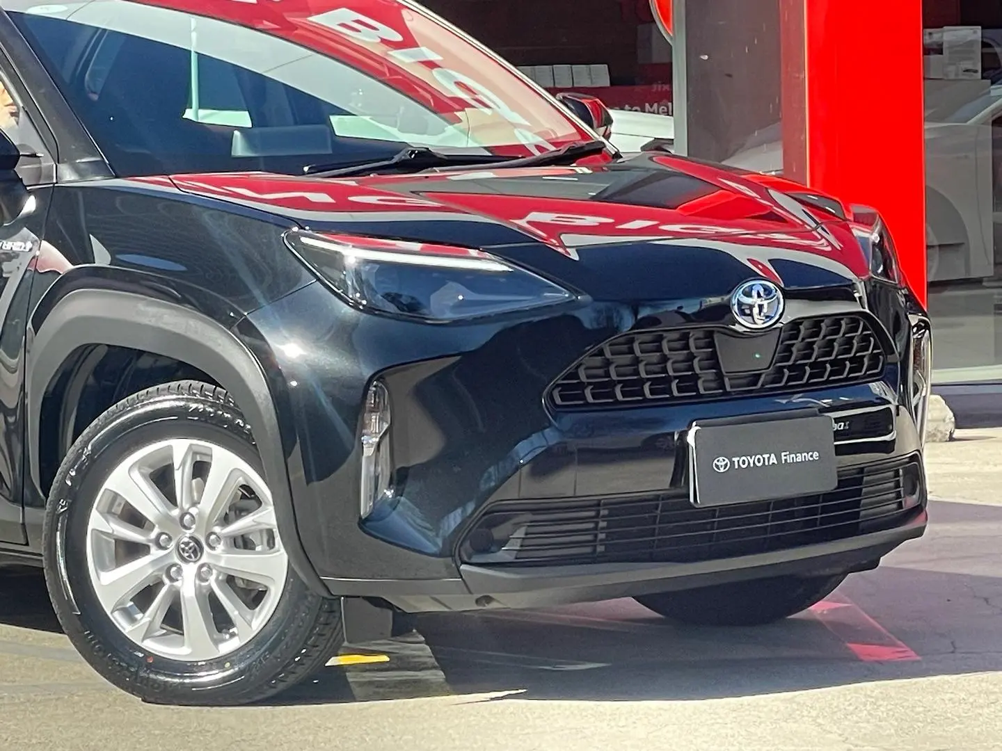 2021 Toyota Yaris Cross Gallery Image 3