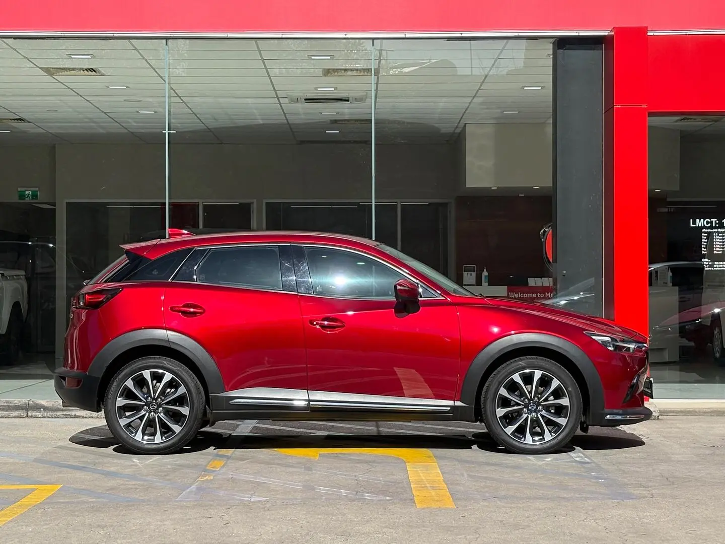 2019 Mazda CX-3 Gallery Image 2