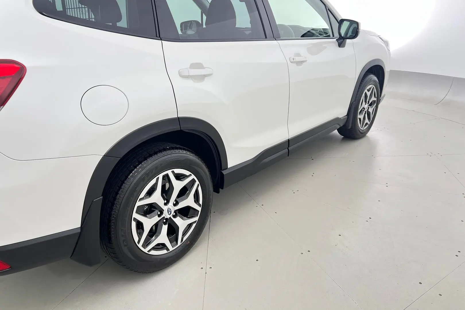 2022 Subaru Forester Gallery Image 9