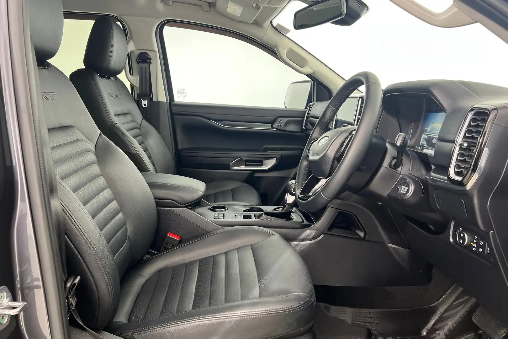 2023 Ford Everest Gallery Image 12