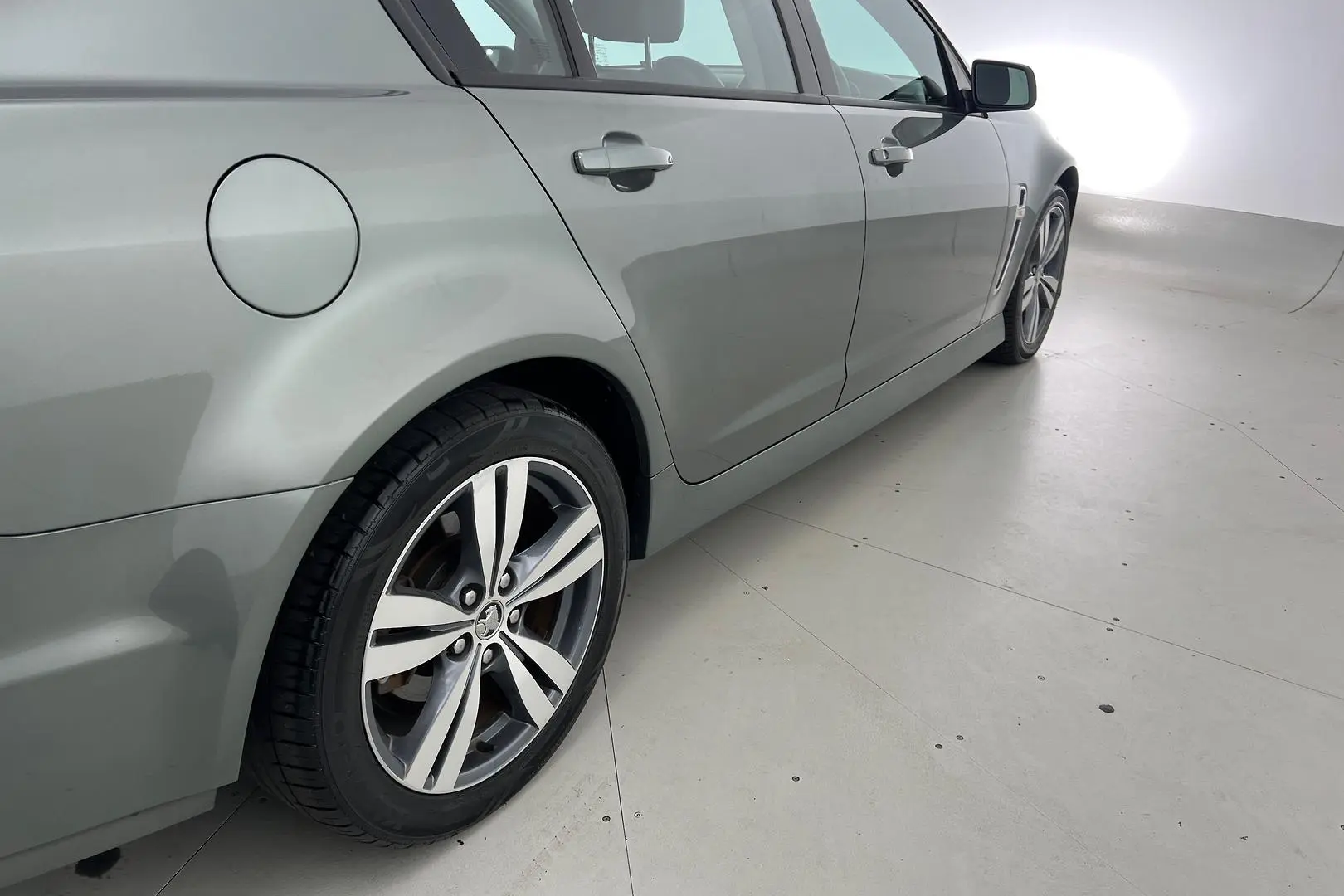 2014 Holden Commodore Gallery Image 5