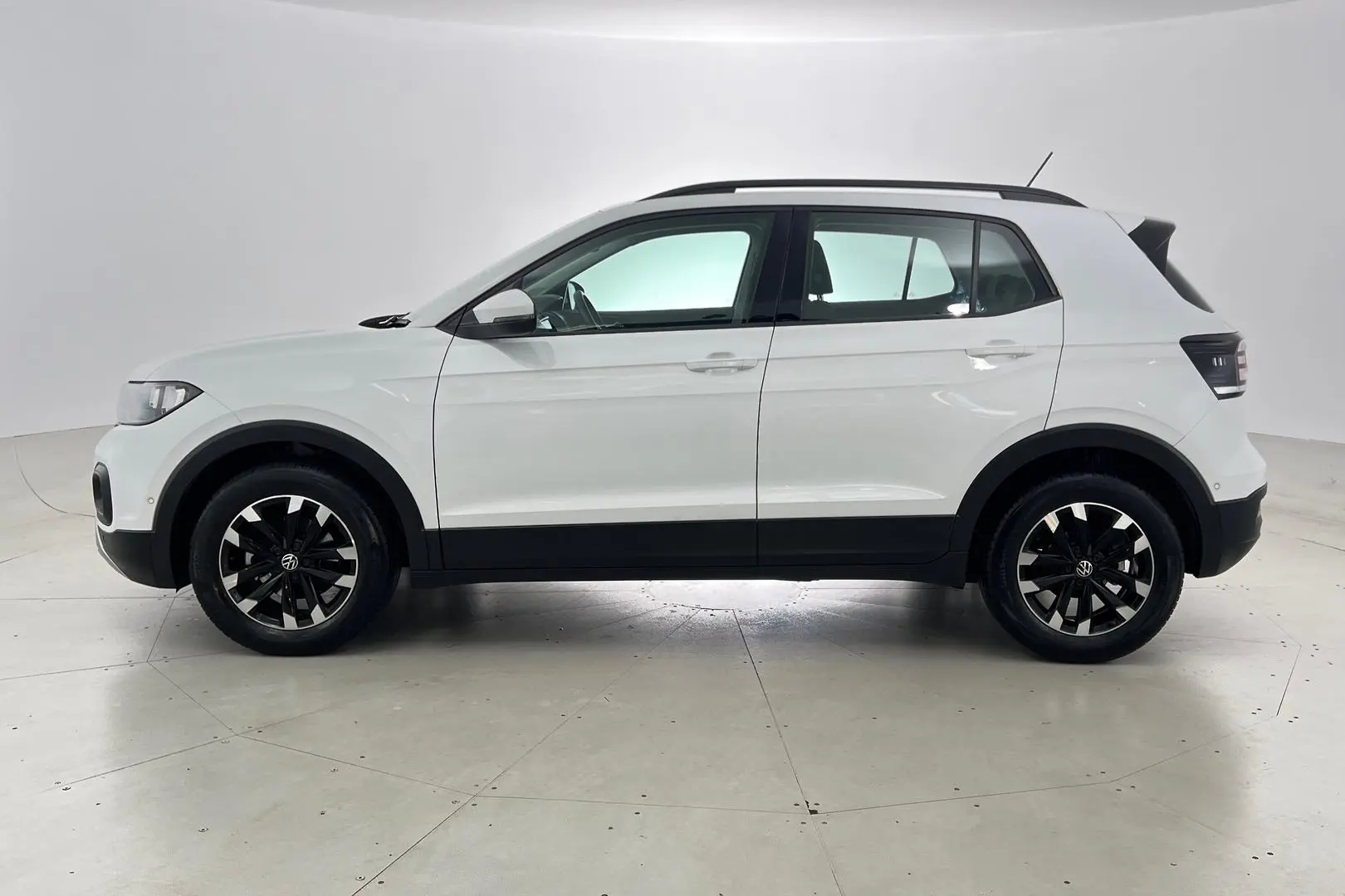 2021 Volkswagen T-Cross Gallery Image 7