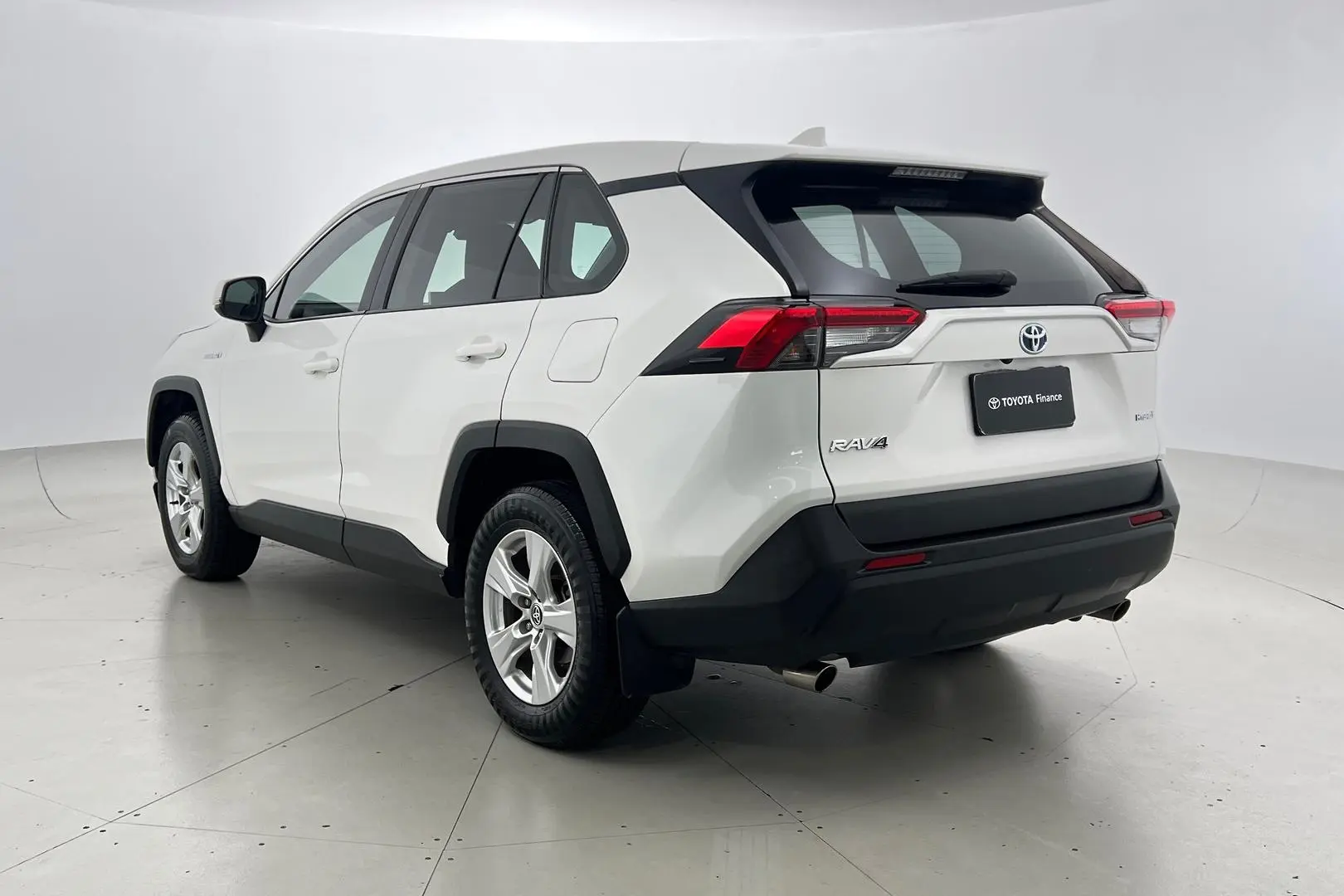 2020 Toyota RAV4 Gallery Image 7