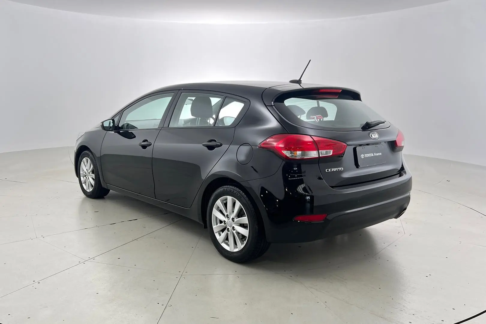 2016 Kia Cerato Gallery Image 8