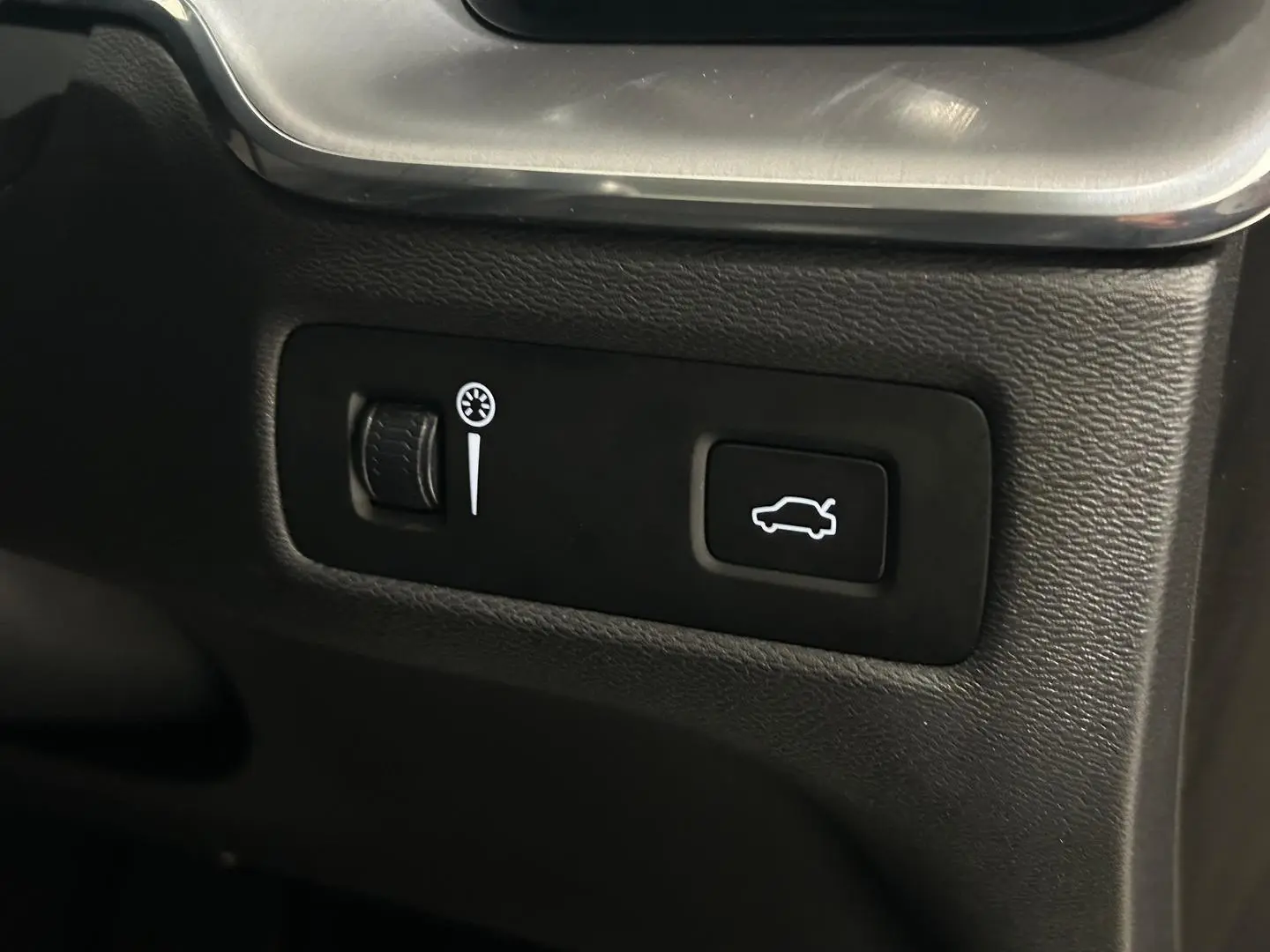 2020 Volvo XC60 Gallery Image 29