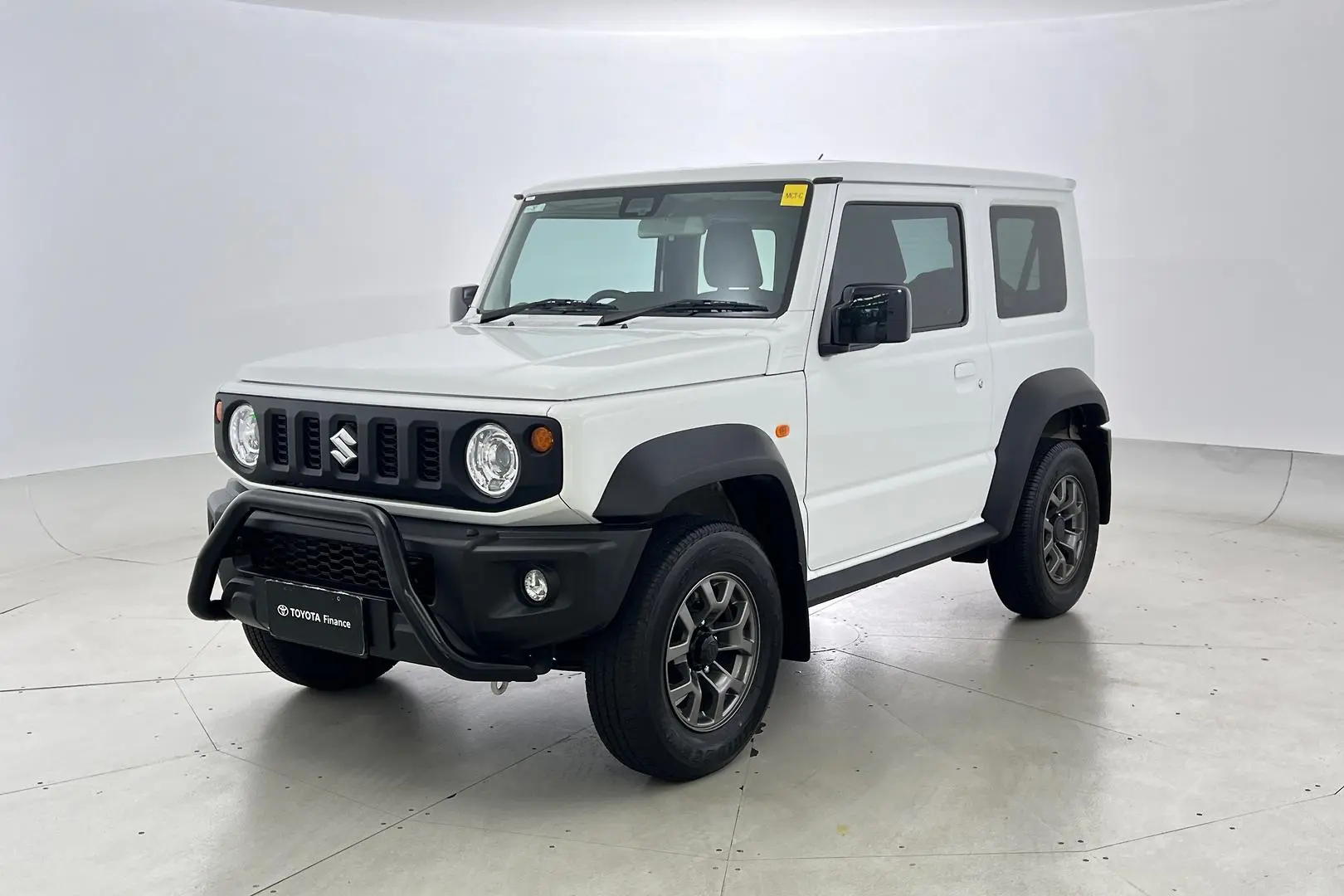 2022 Suzuki Jimny Gallery Image 9