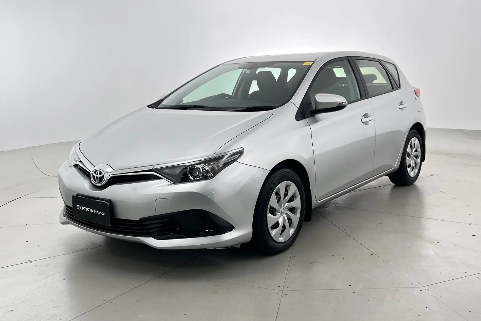 2016 Toyota Corolla Gallery Image 7