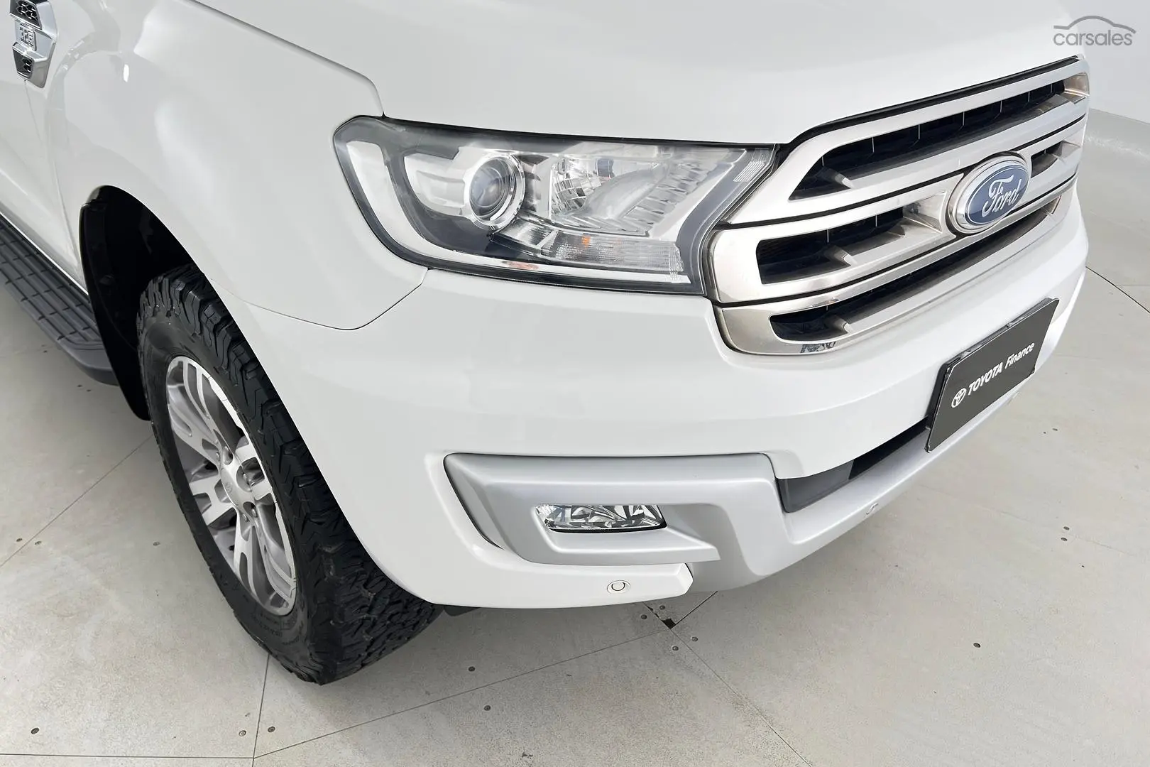 2016 Ford Everest Image 10