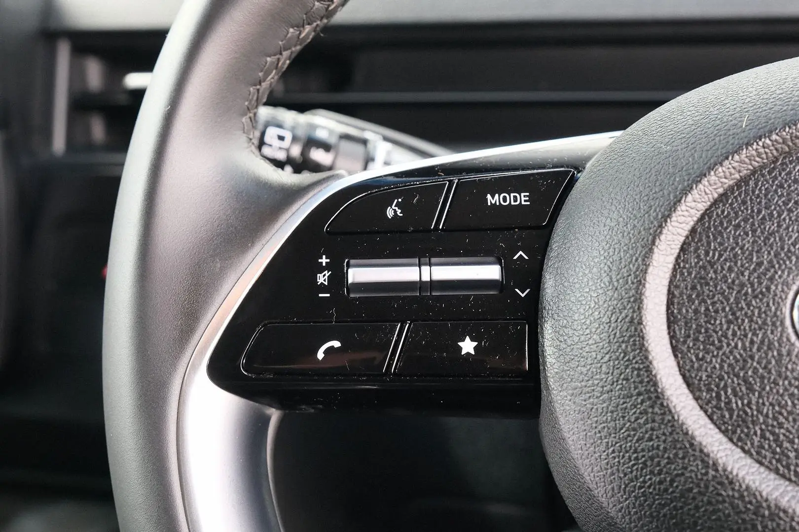 2021 Hyundai STARIA LOAD Gallery Image 18