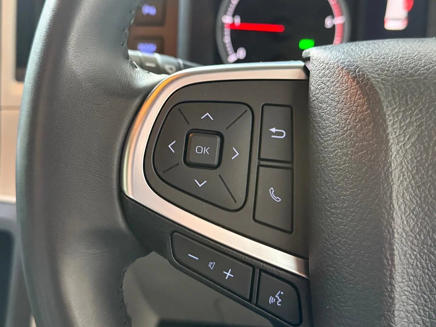 2019 Toyota Hiace Gallery Image 26