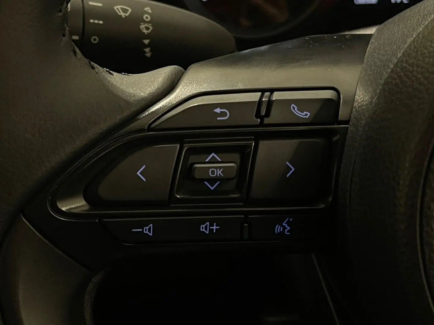 2023 Toyota Yaris Cross Gallery Image 24