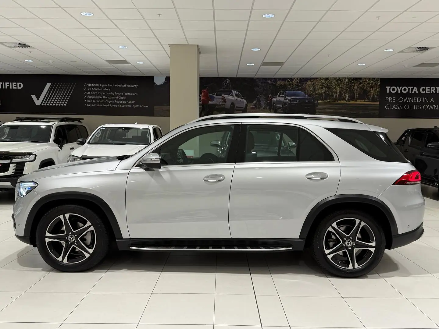 2021 Mercedes-Benz GLE-Class Gallery Image 6