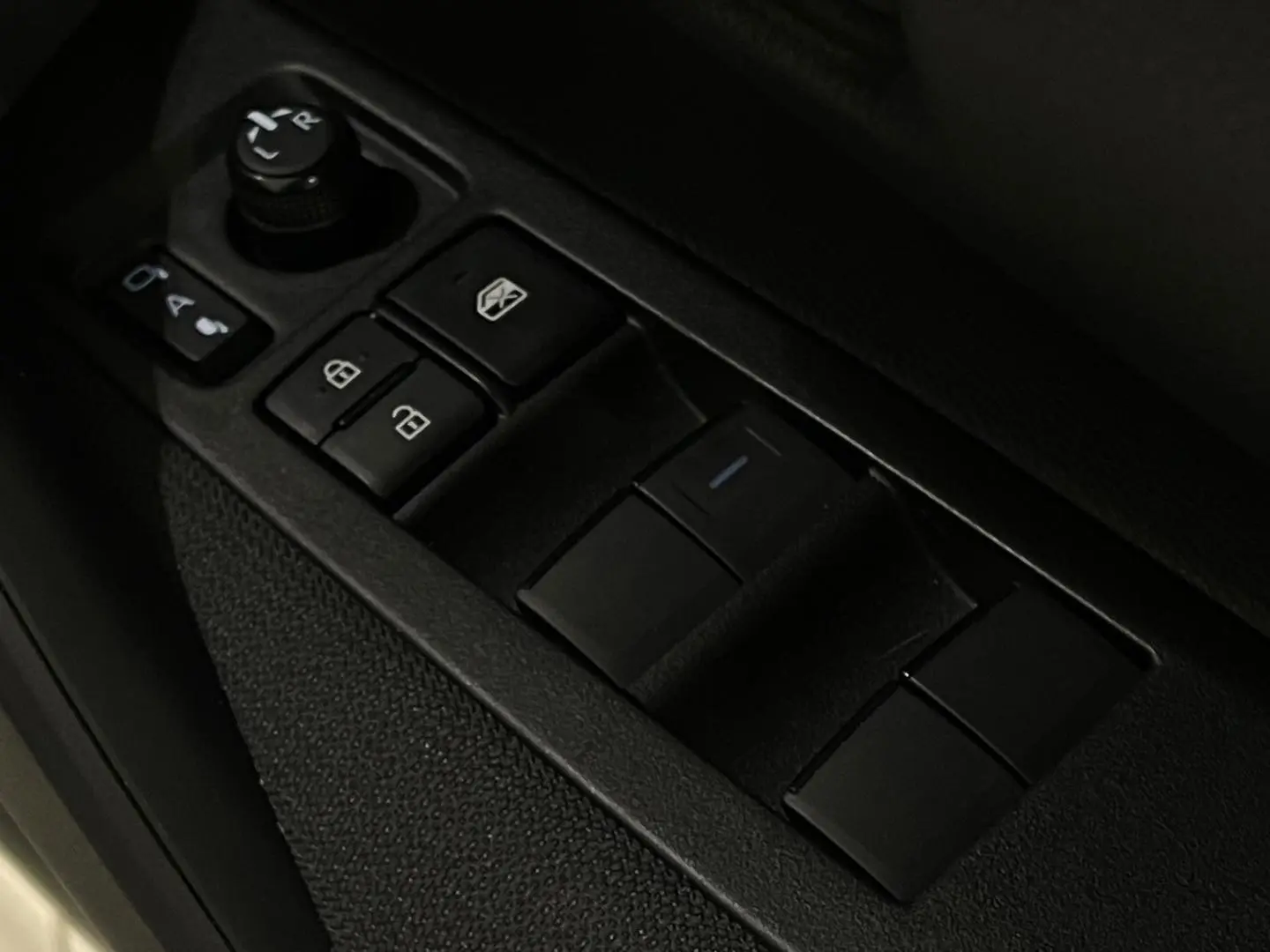 2022 Toyota Corolla Gallery Image 15