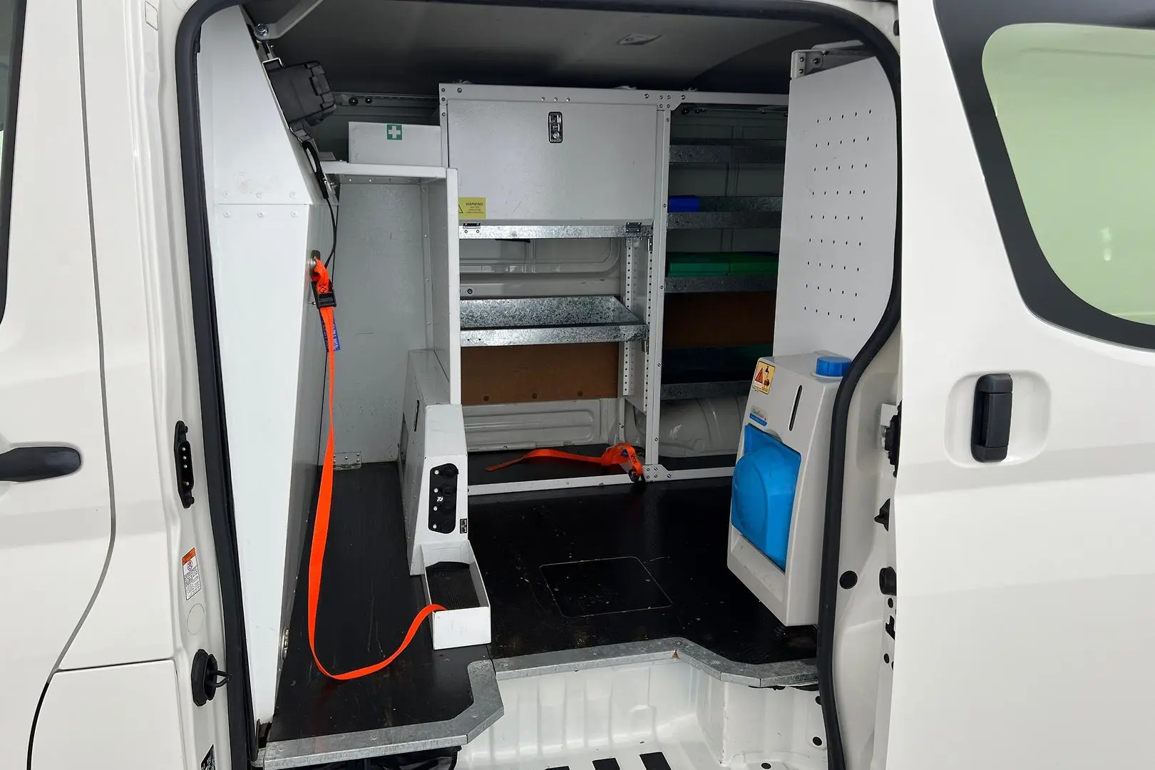 2021 Toyota Hiace Gallery Image 9