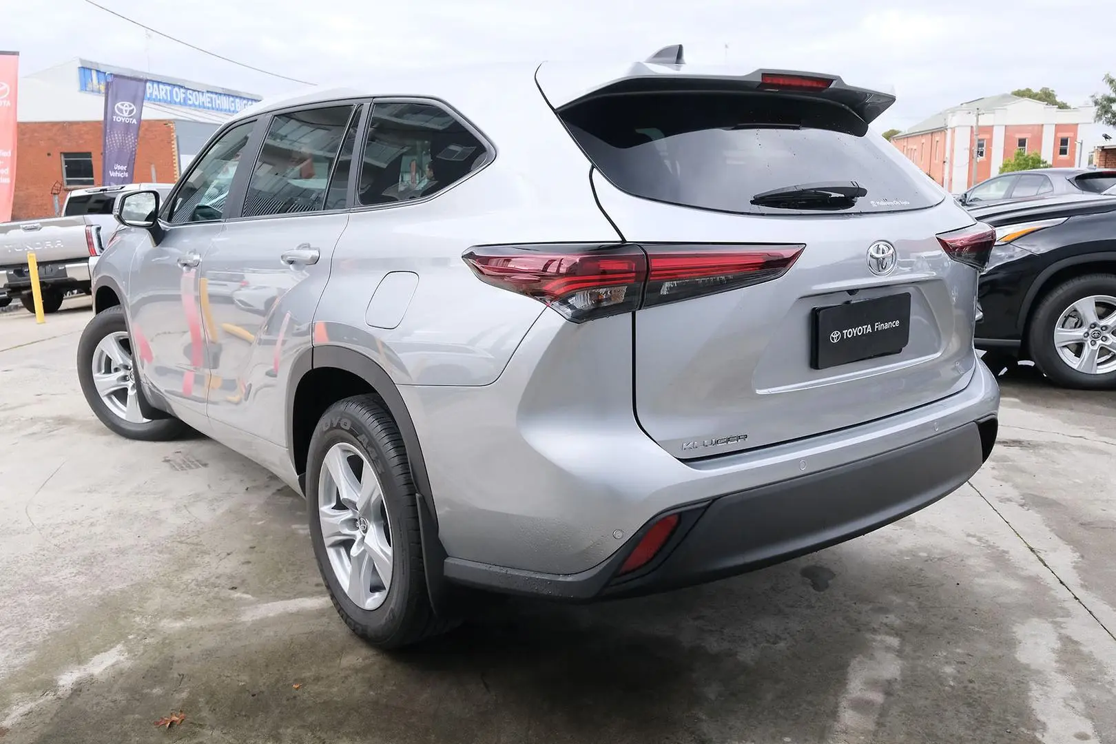 2024 Toyota Kluger Gallery Image 2
