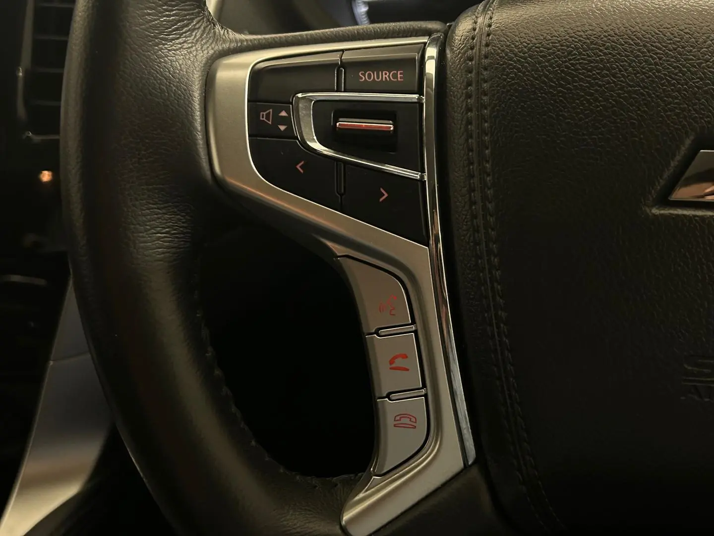 2023 Mitsubishi Pajero Sport Gallery Image 21