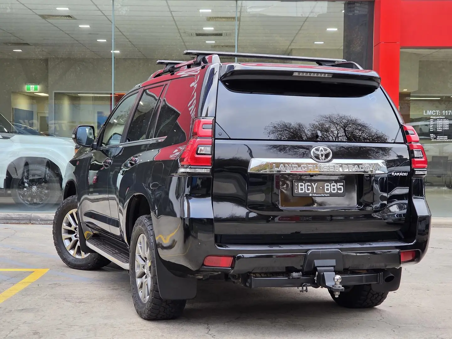 2020 Toyota Landcruiser Prado Gallery Image 5
