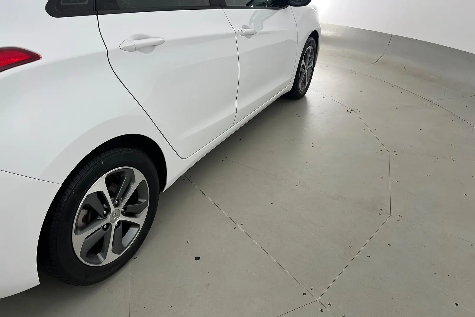 2016 Hyundai i30 Gallery Image 5