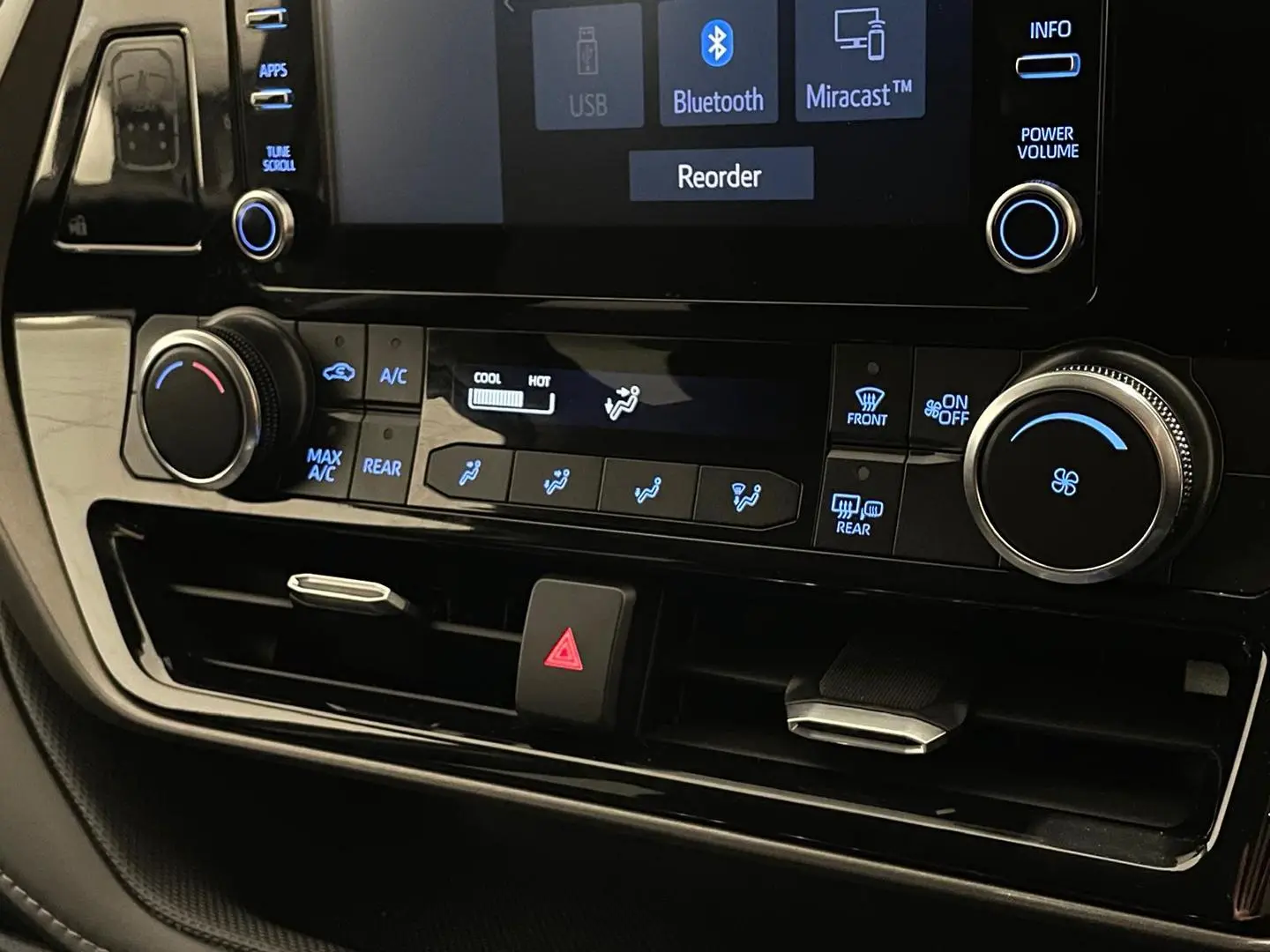 2022 Toyota Kluger Gallery Image 17