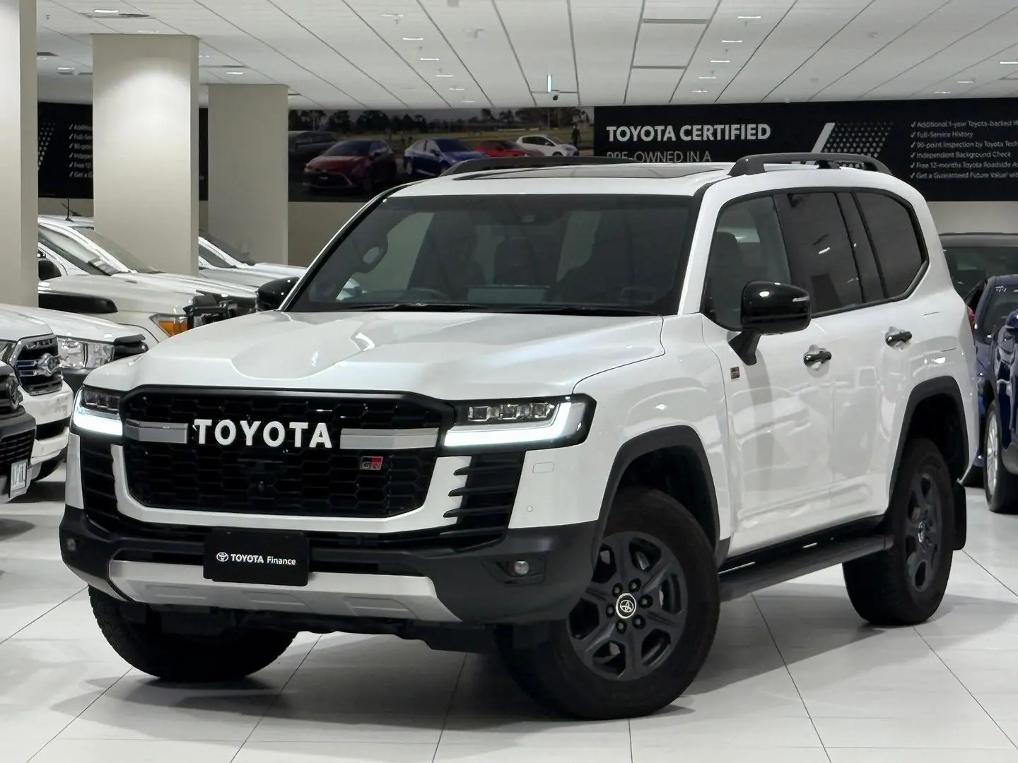2023 Toyota Landcruiser Gallery Image 5