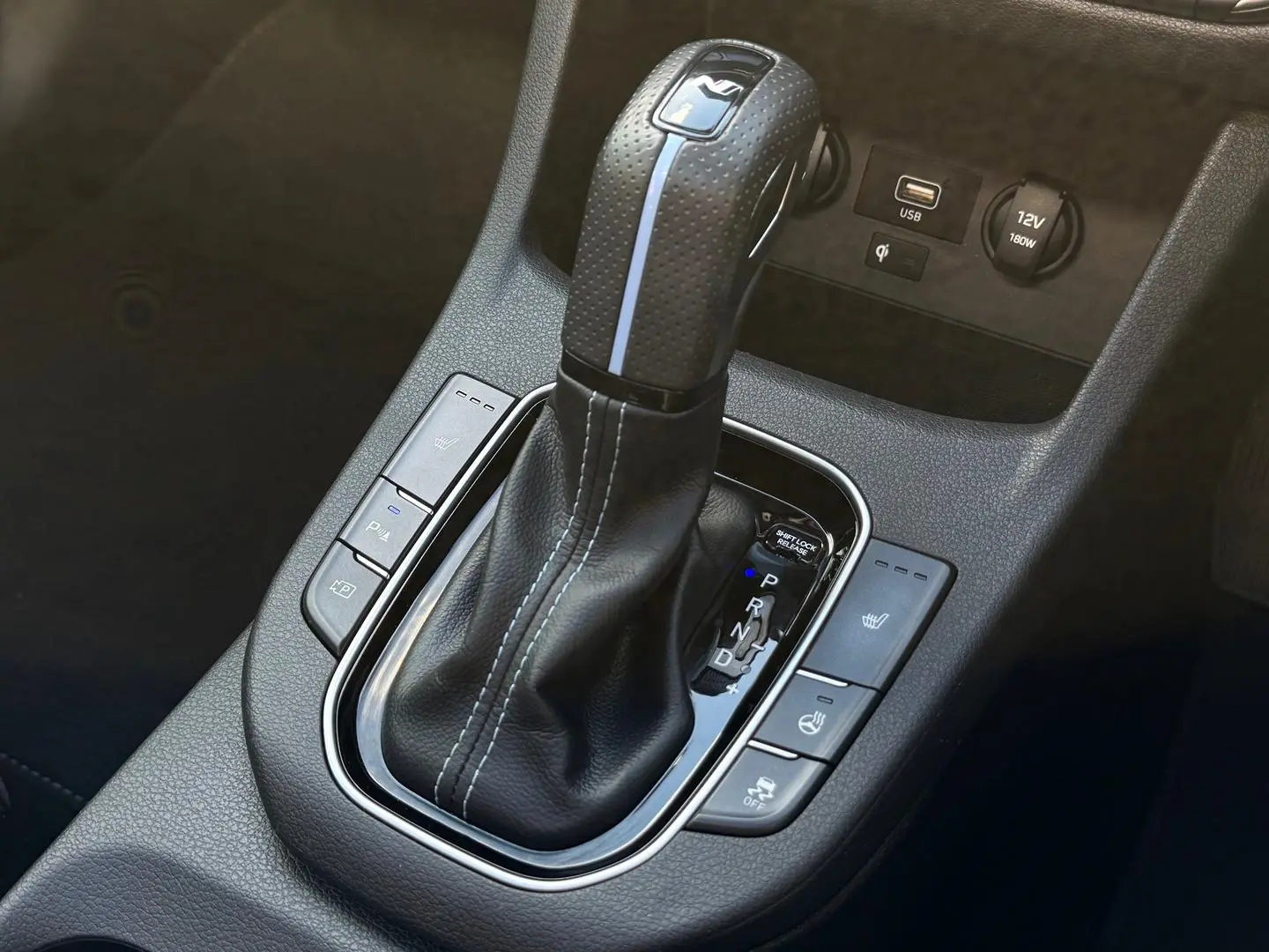 2023 Hyundai i30 Gallery Image 17