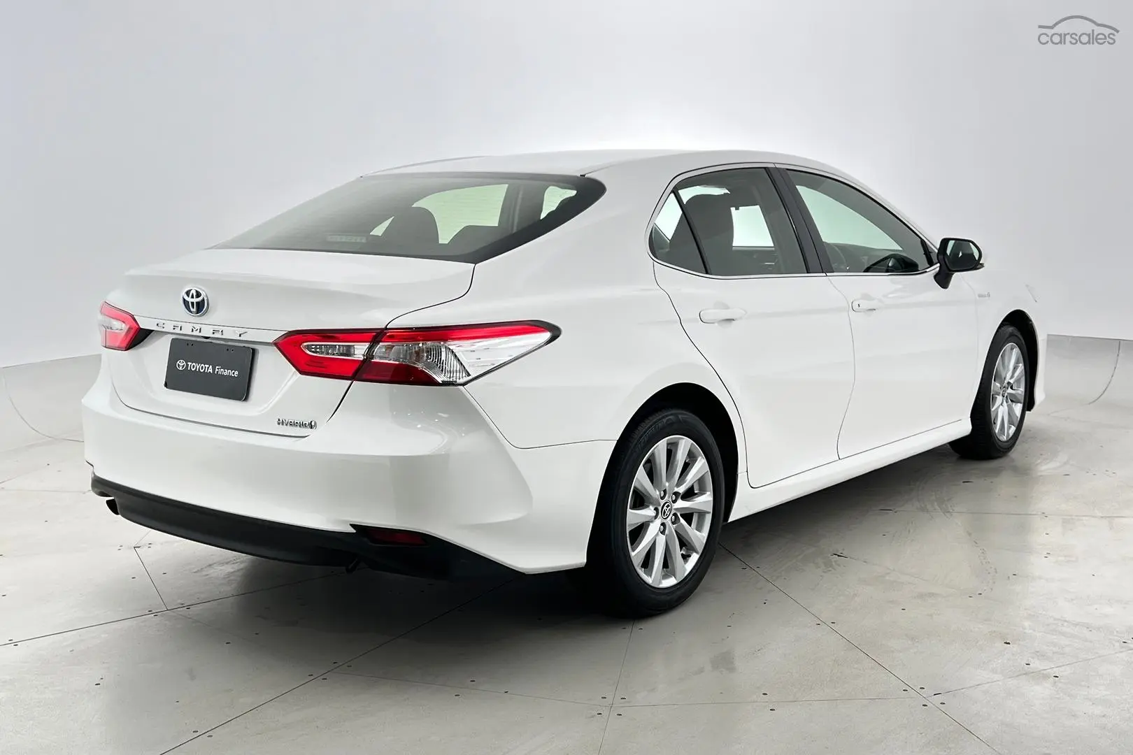 2020 Toyota Camry Image 8