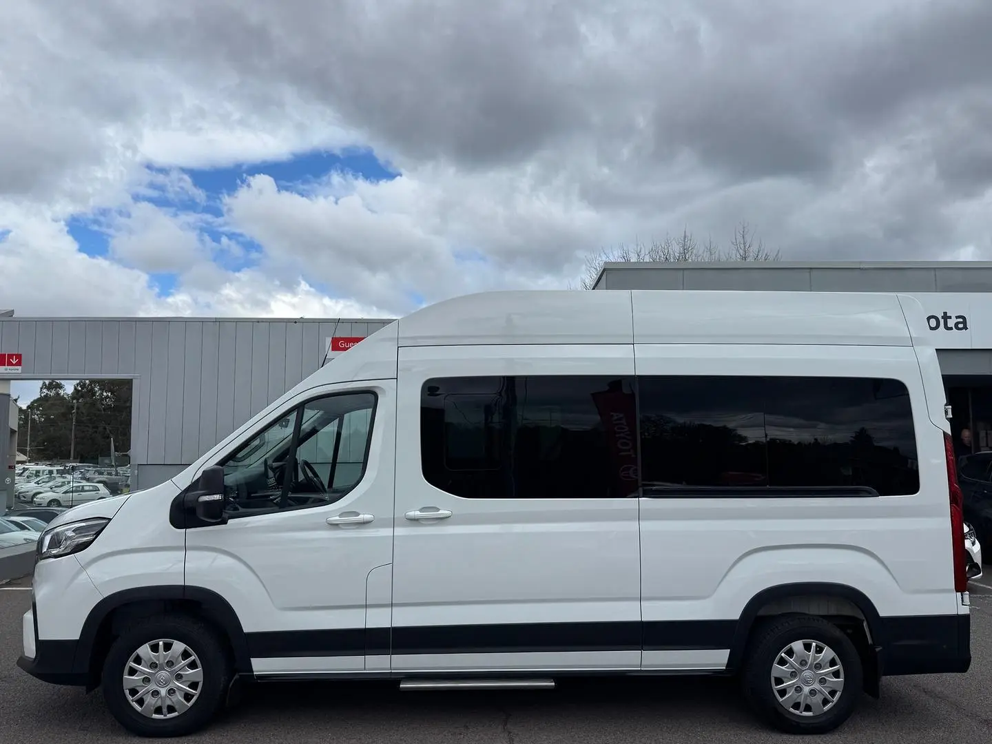 2022 LDV Deliver 9 Gallery Image 8