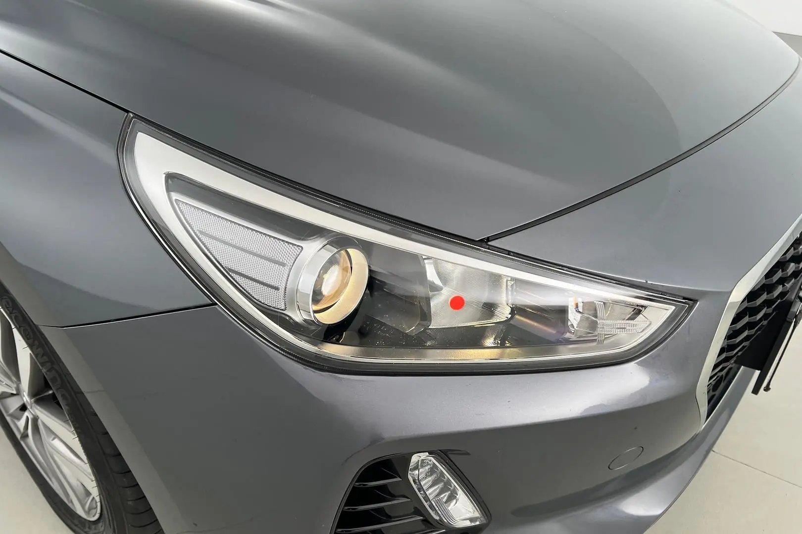 2019 Hyundai i30 Gallery Image 2