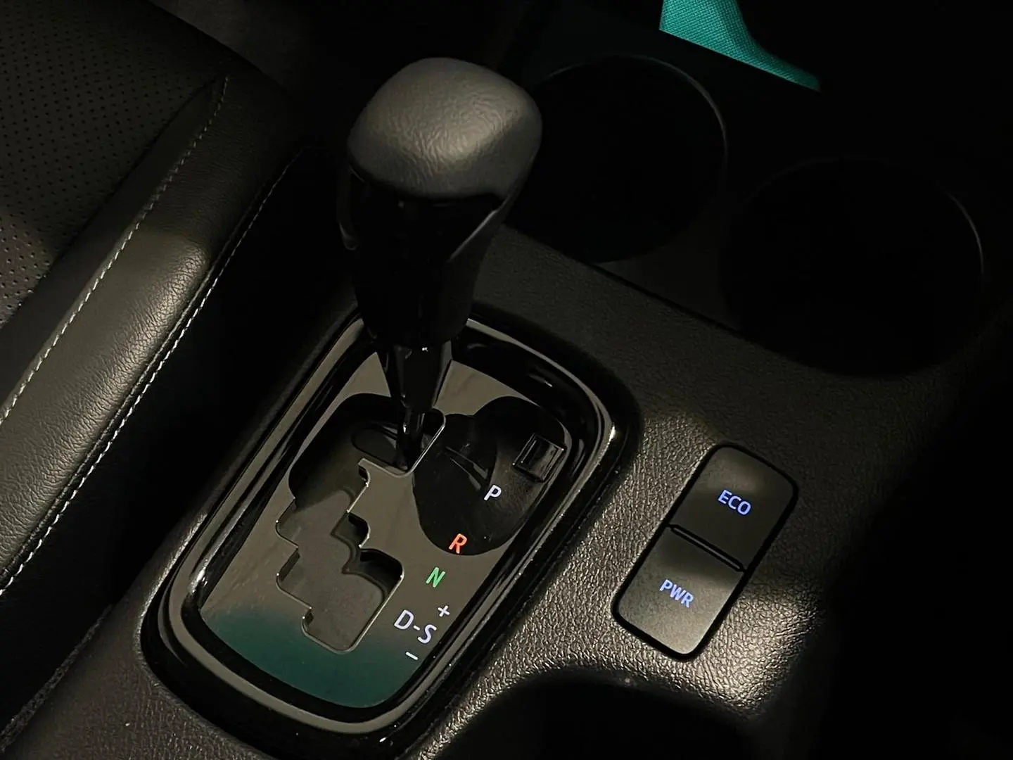 2022 Toyota Hilux Gallery Image 21
