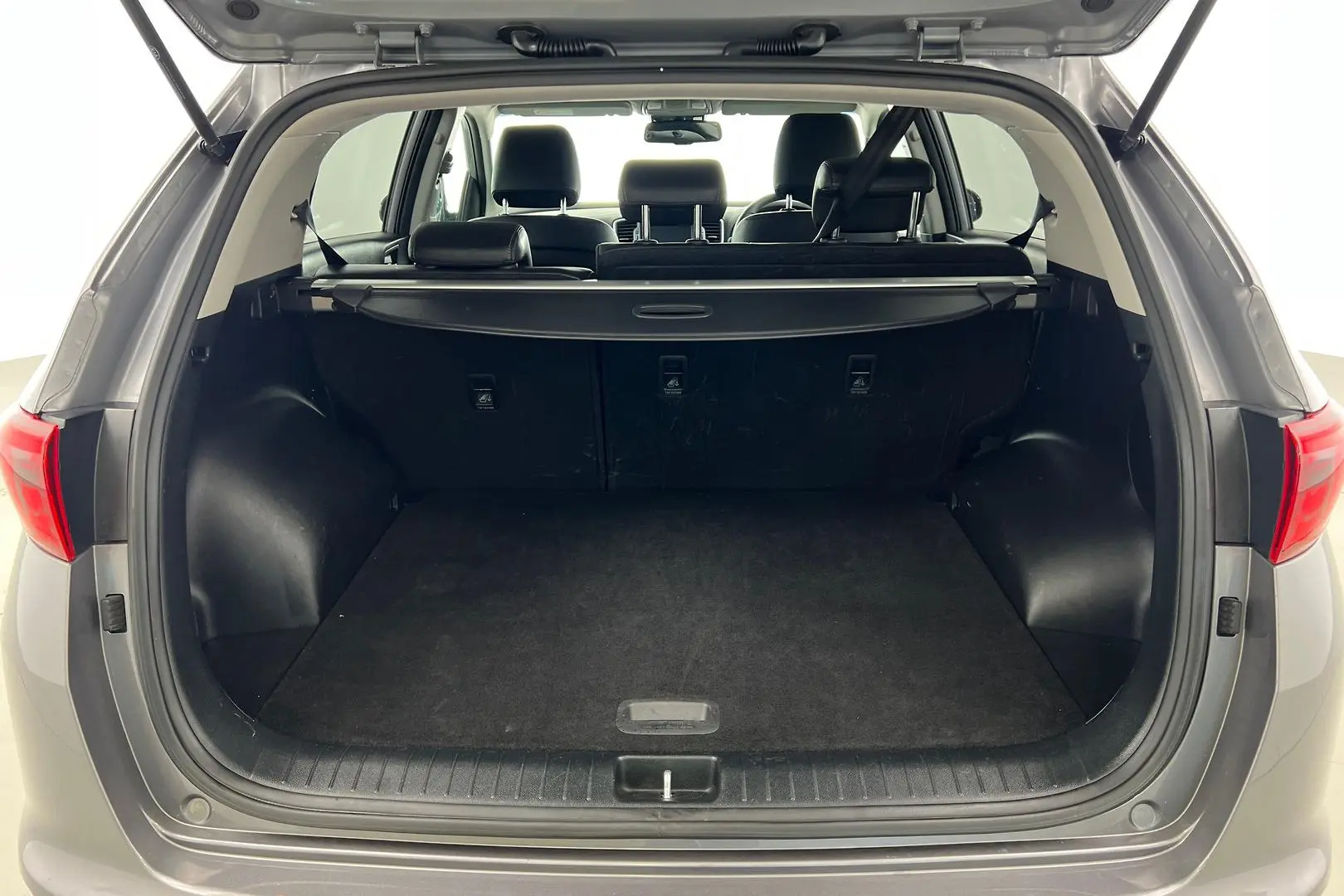 2017 Kia Sportage Gallery Image 24