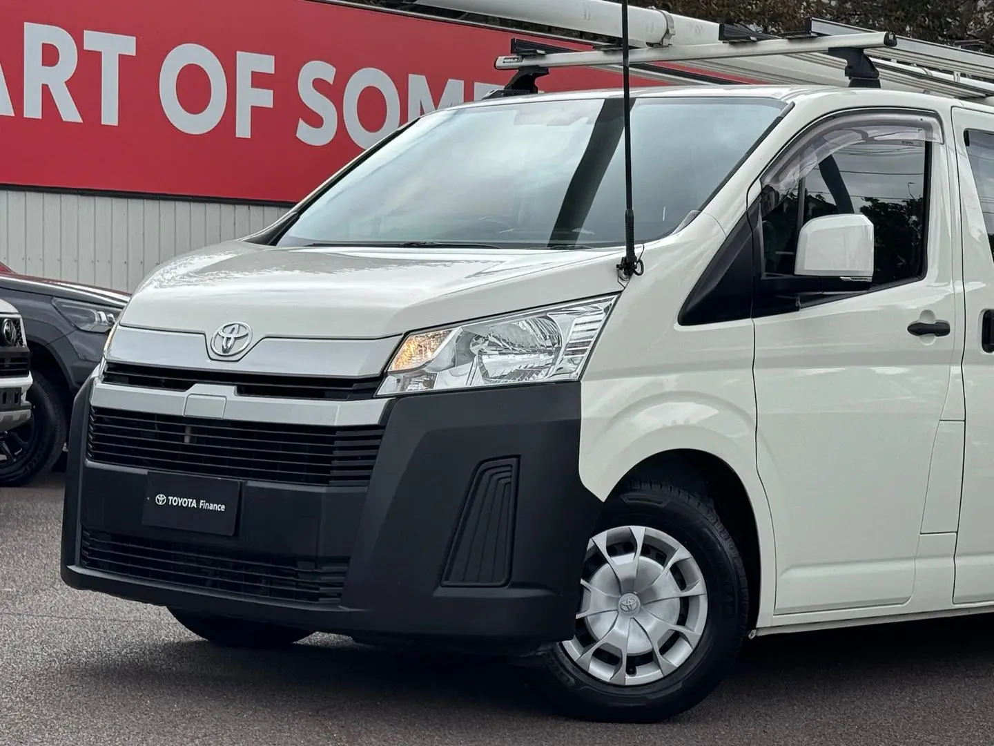 2019 Toyota Hiace Gallery Image 10