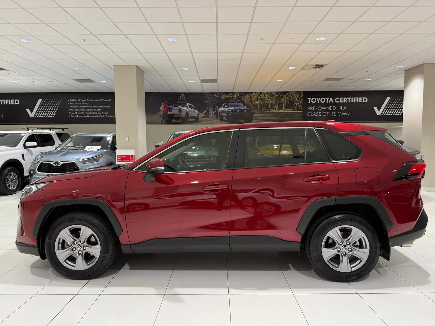 2023 Toyota RAV4 Gallery Image 6