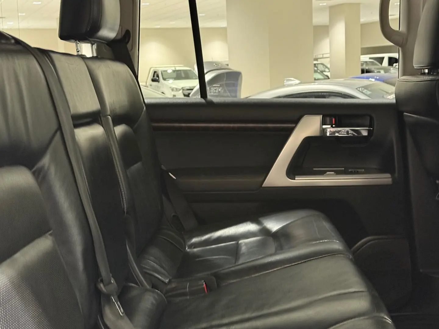 2013 Toyota Landcruiser Gallery Image 14