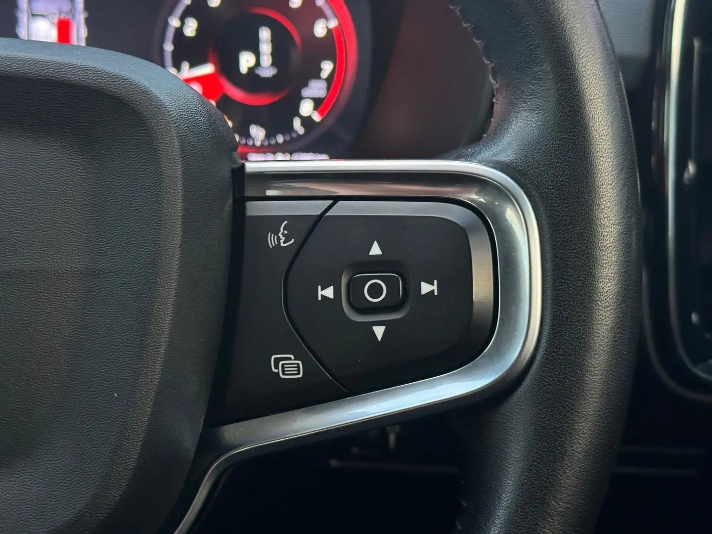 2018 Volvo XC40 Gallery Image 21