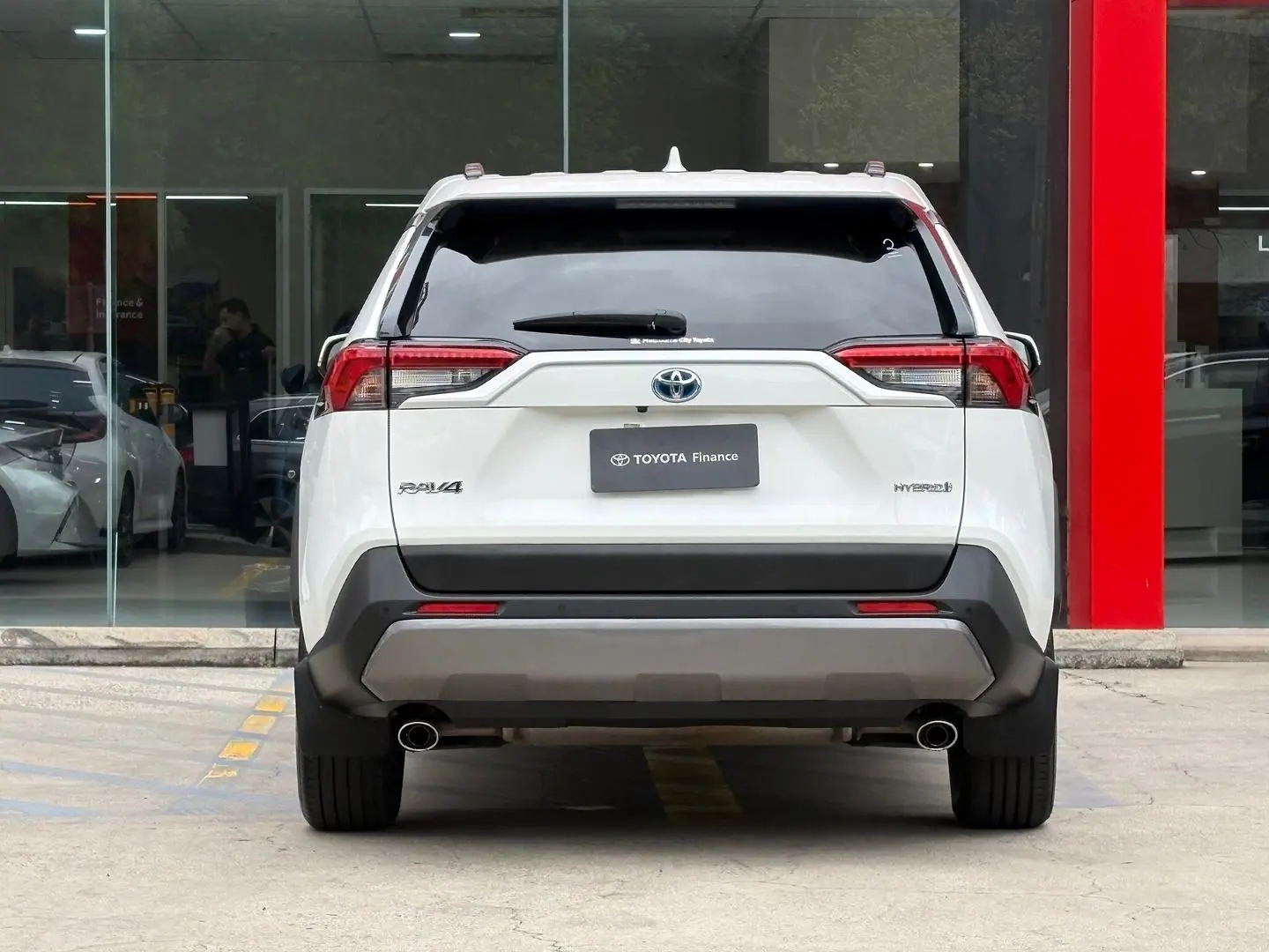 2021 Toyota RAV4 Gallery Image 8