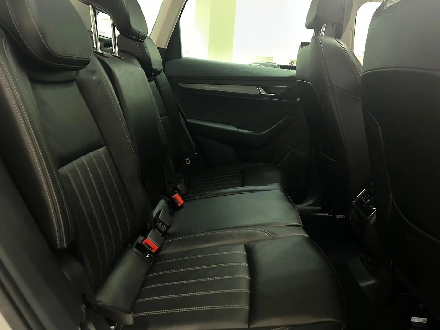 2021 SKODA Karoq Gallery Image 13