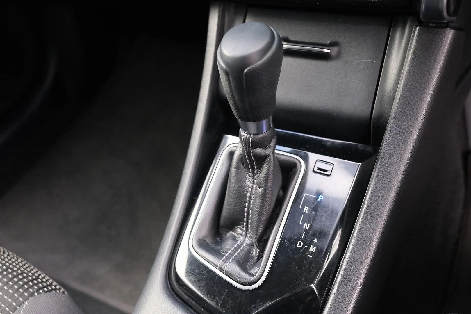 2016 Toyota Corolla Gallery Image 18