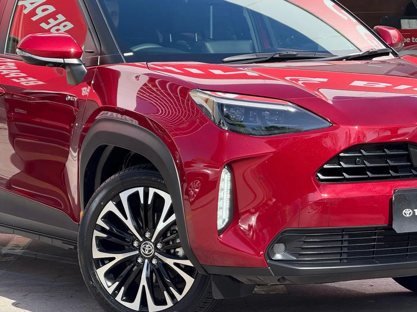 2024 Toyota Yaris Cross Gallery Image 2
