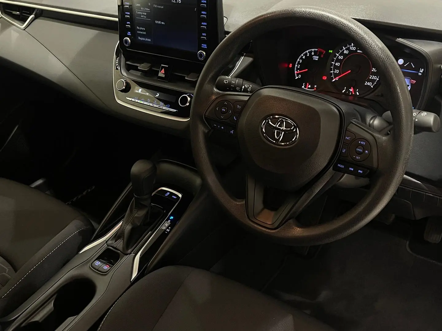 2019 Toyota Corolla Gallery Image 13
