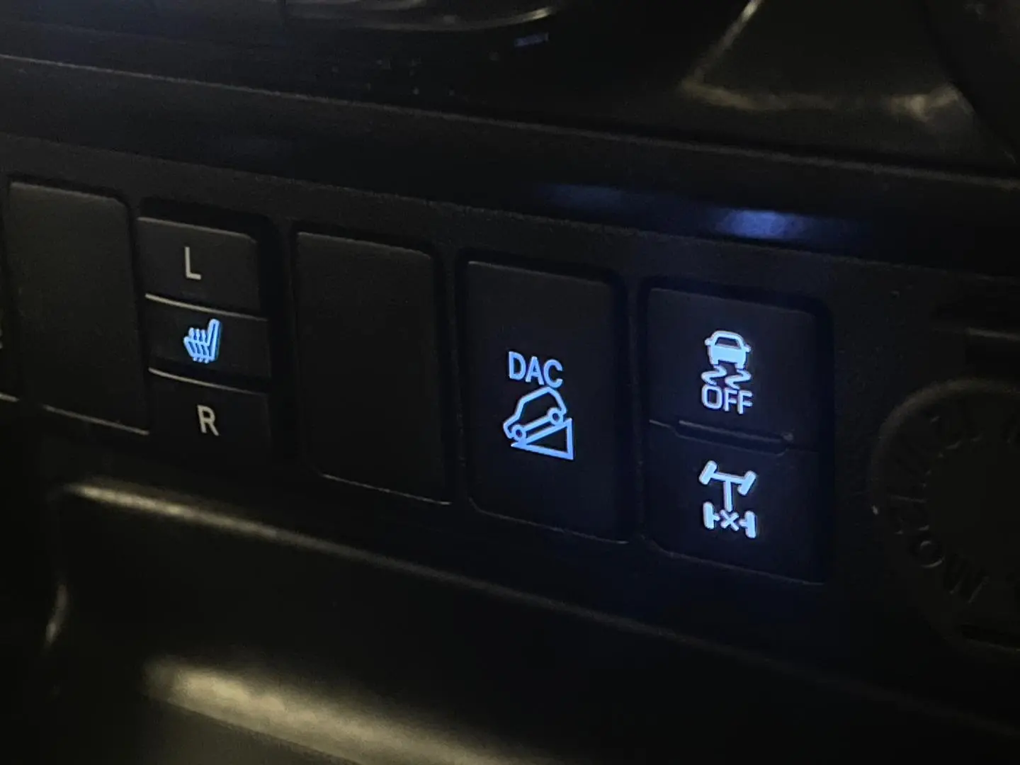 2023 Toyota Hilux Gallery Image 20