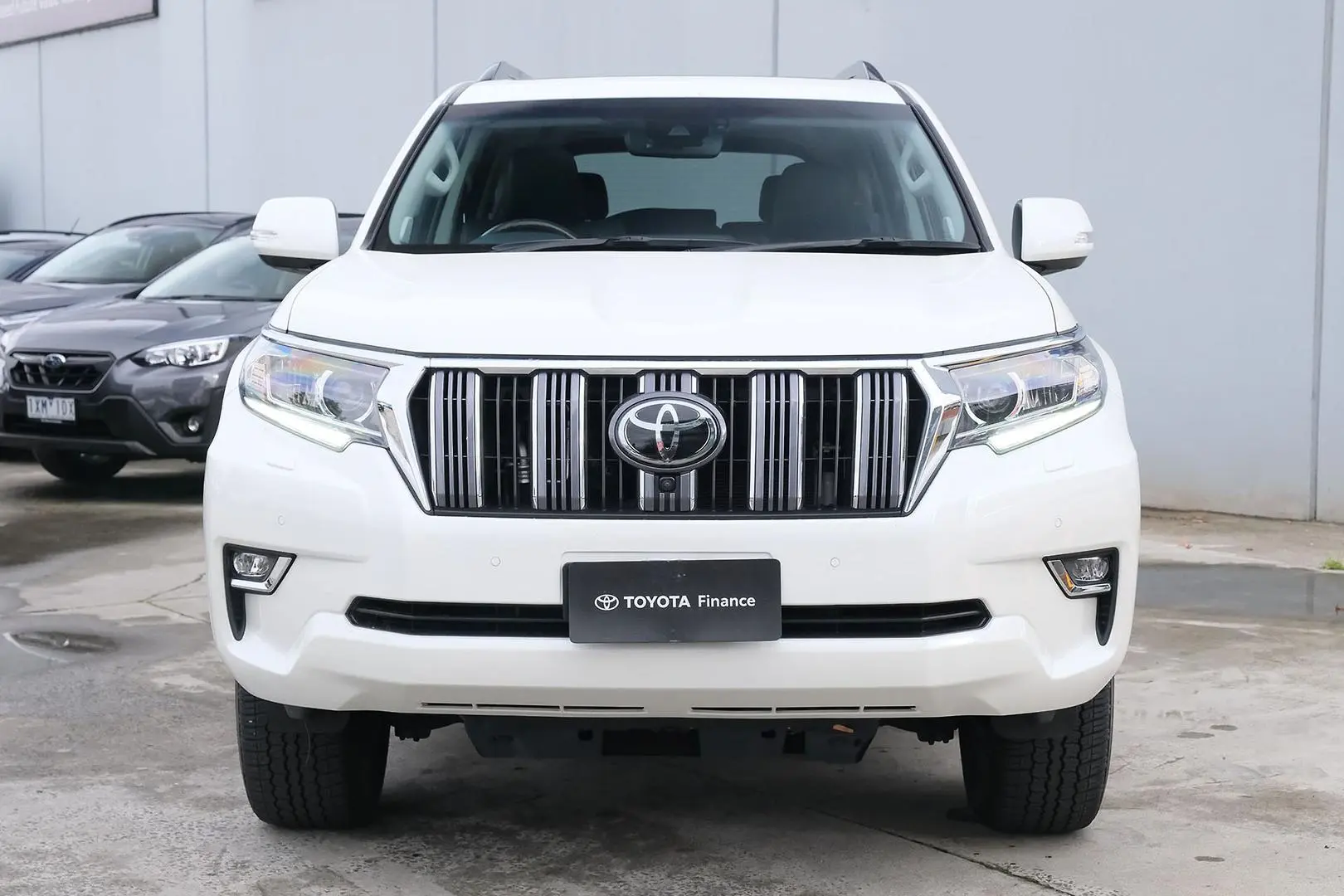 2023 Toyota Landcruiser Prado Gallery Image 3