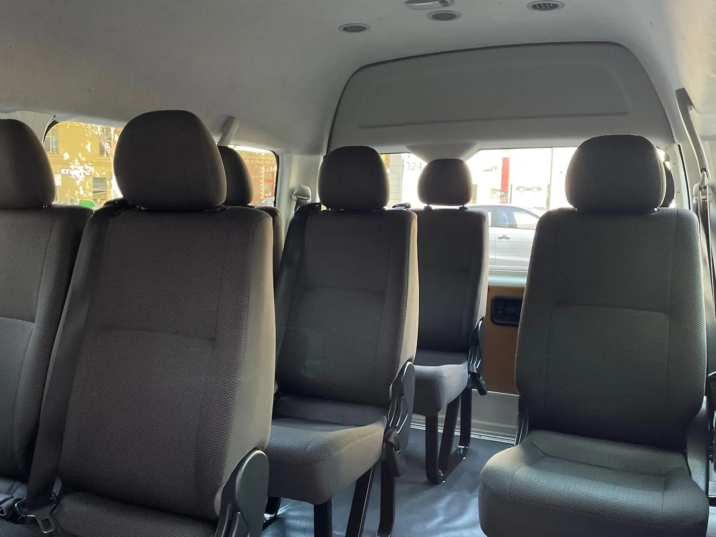 2018 Toyota Hiace Gallery Image 12