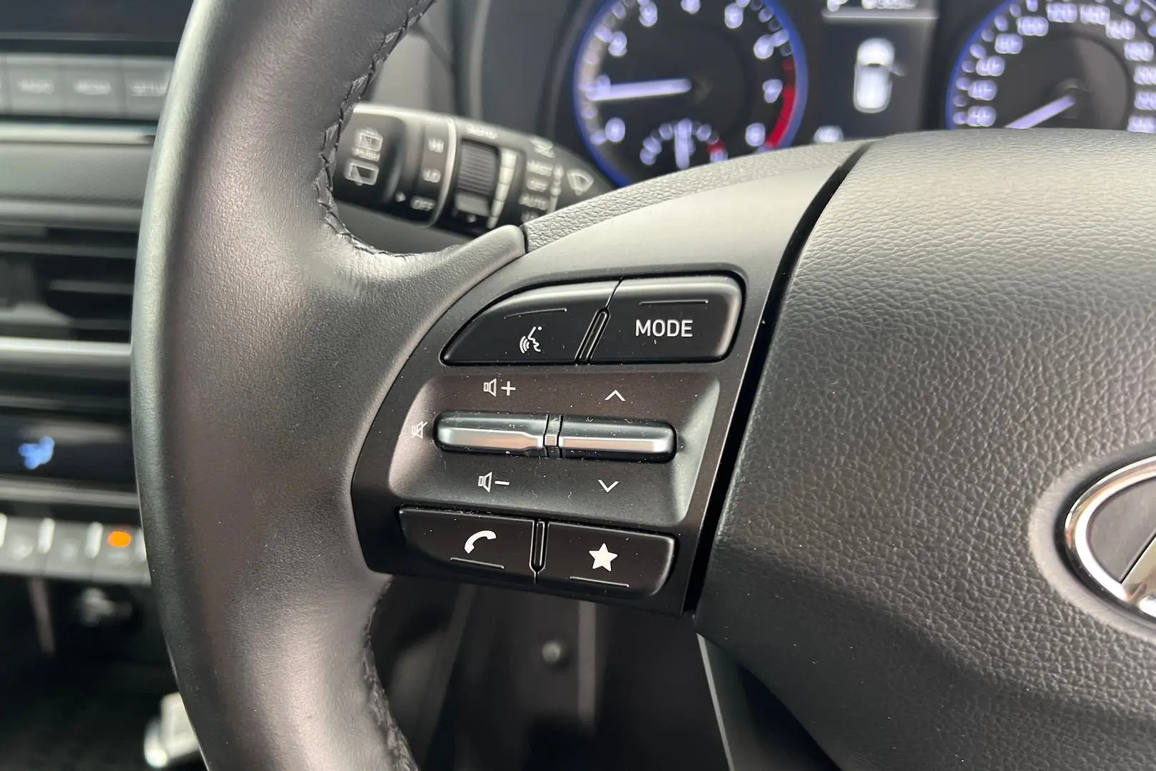 2023 Hyundai Kona Gallery Image 15
