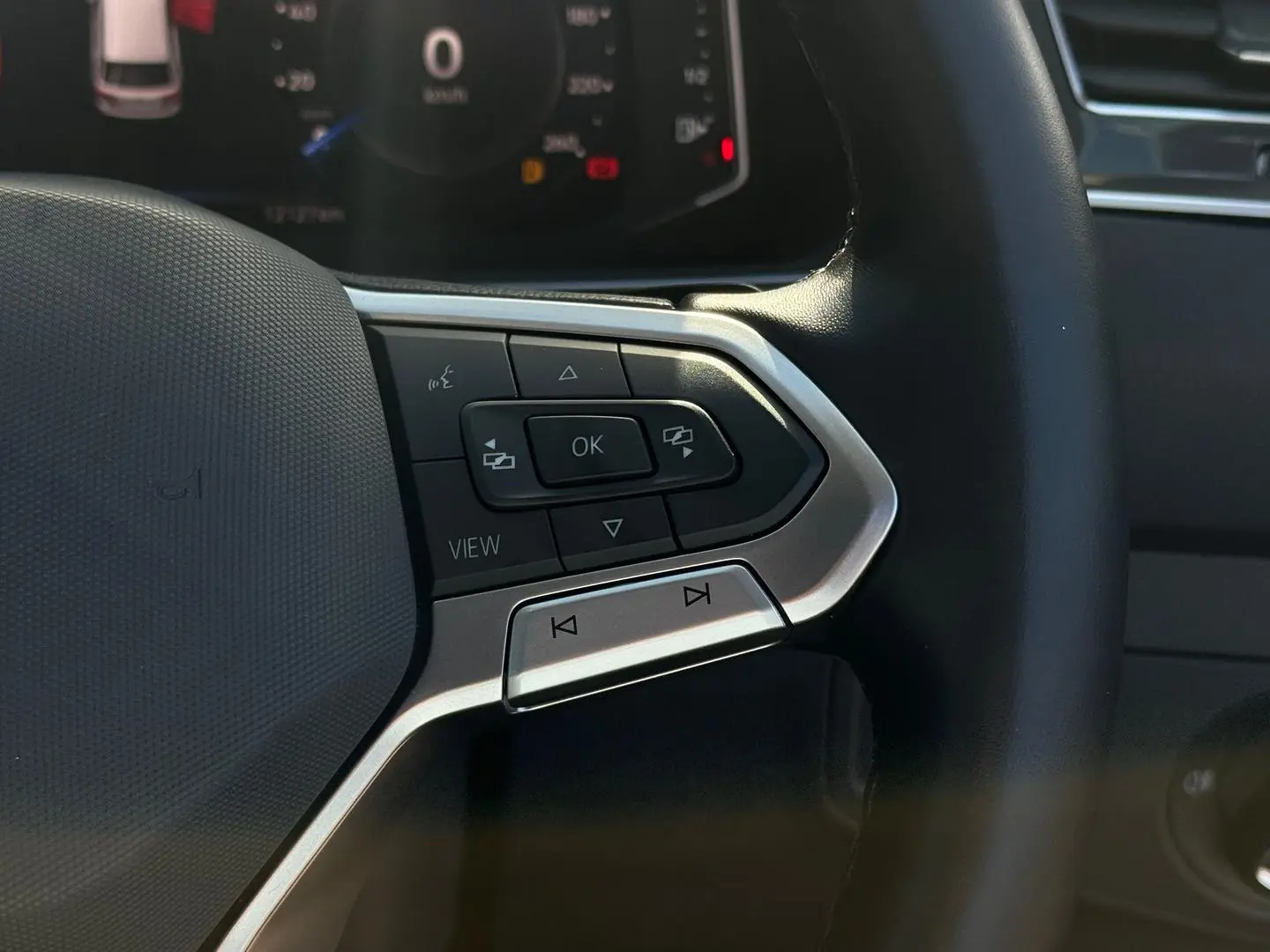 2023 Volkswagen Tiguan Gallery Image 22