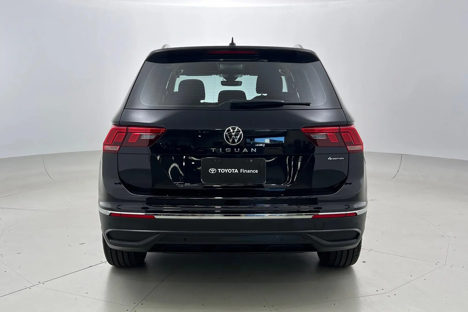 2021 Volkswagen Tiguan Gallery Image 6